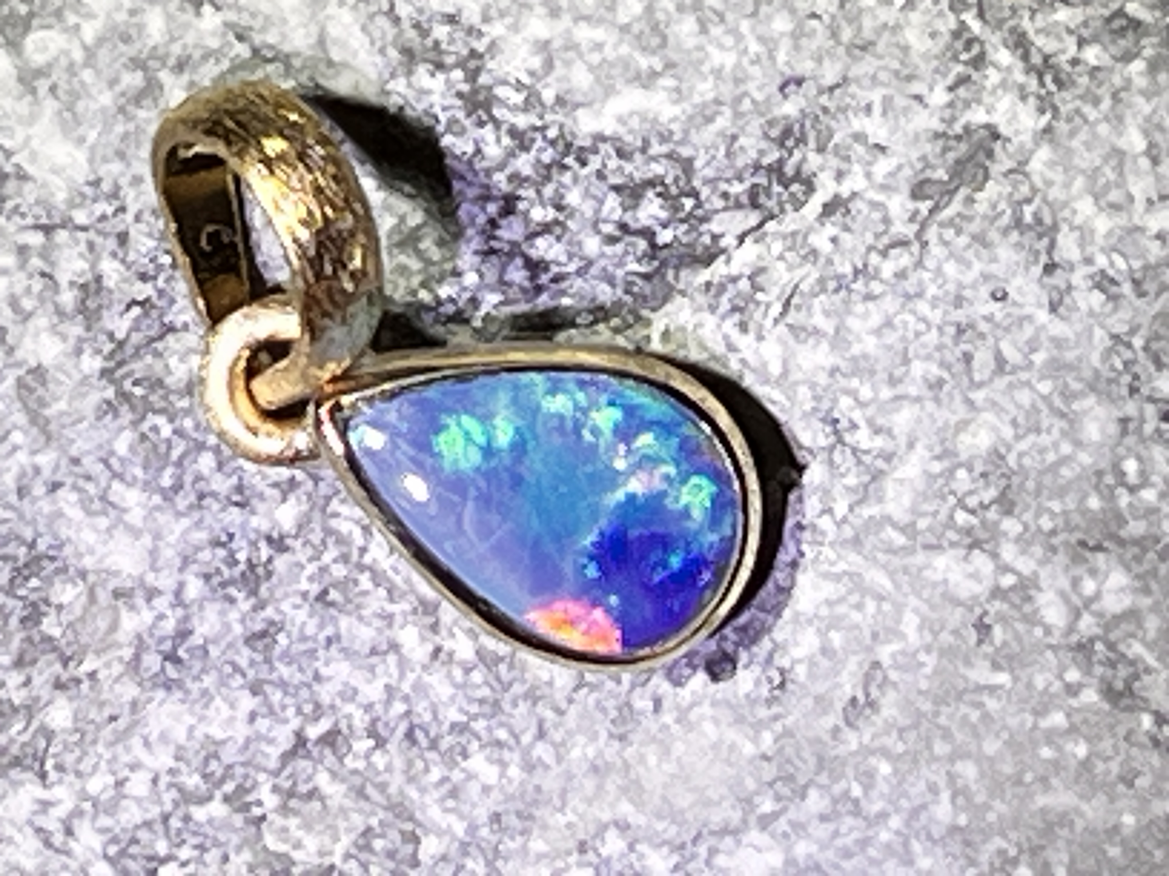 Edelopal Anhänger in Silber vergoldet